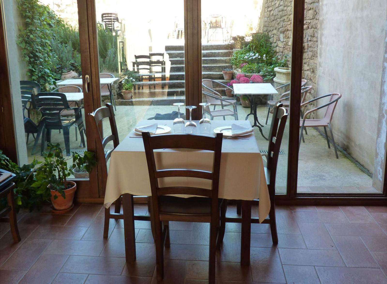 Hostal La Fuente Buera Zewnętrze zdjęcie