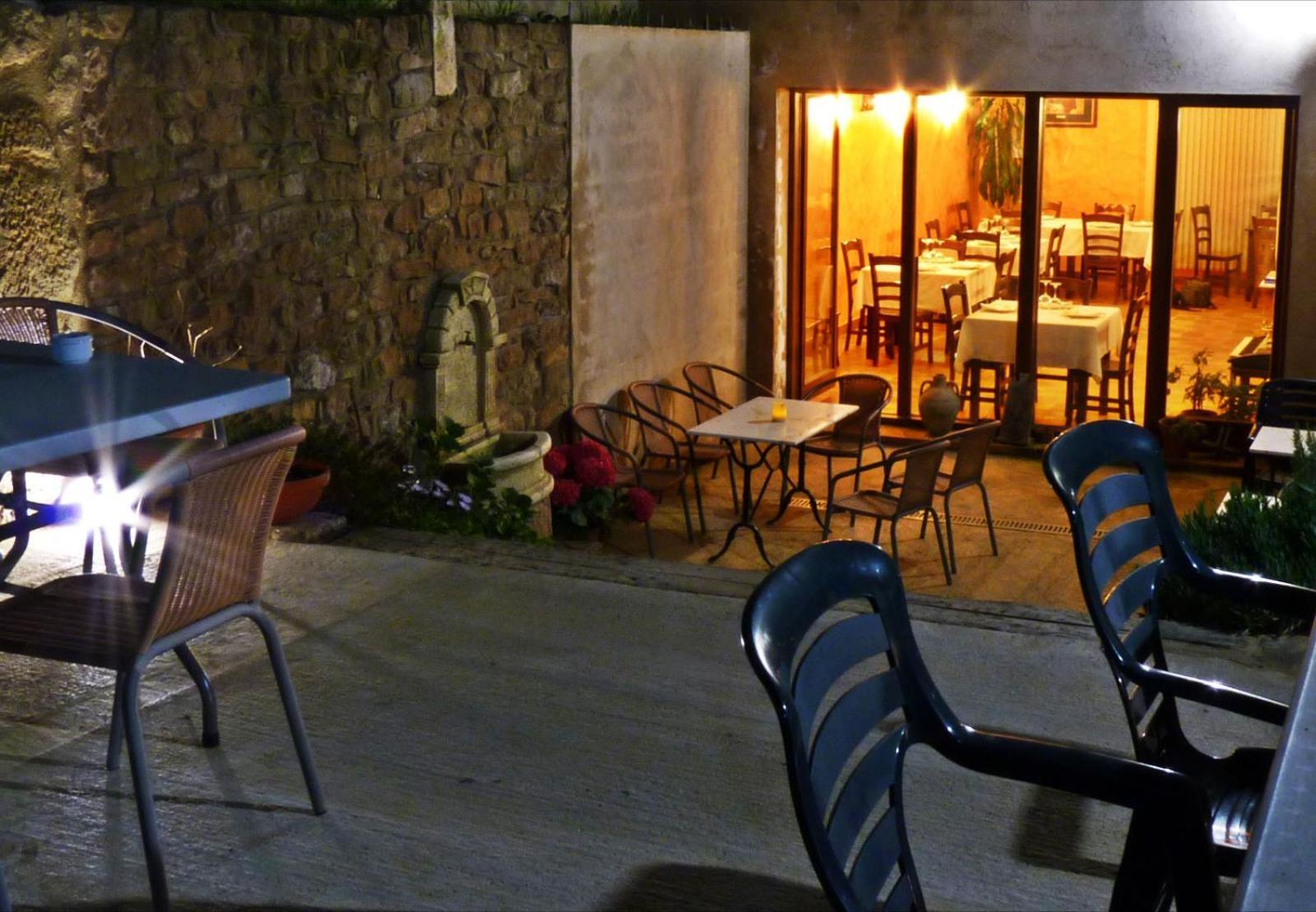 Hostal La Fuente Buera Zewnętrze zdjęcie
